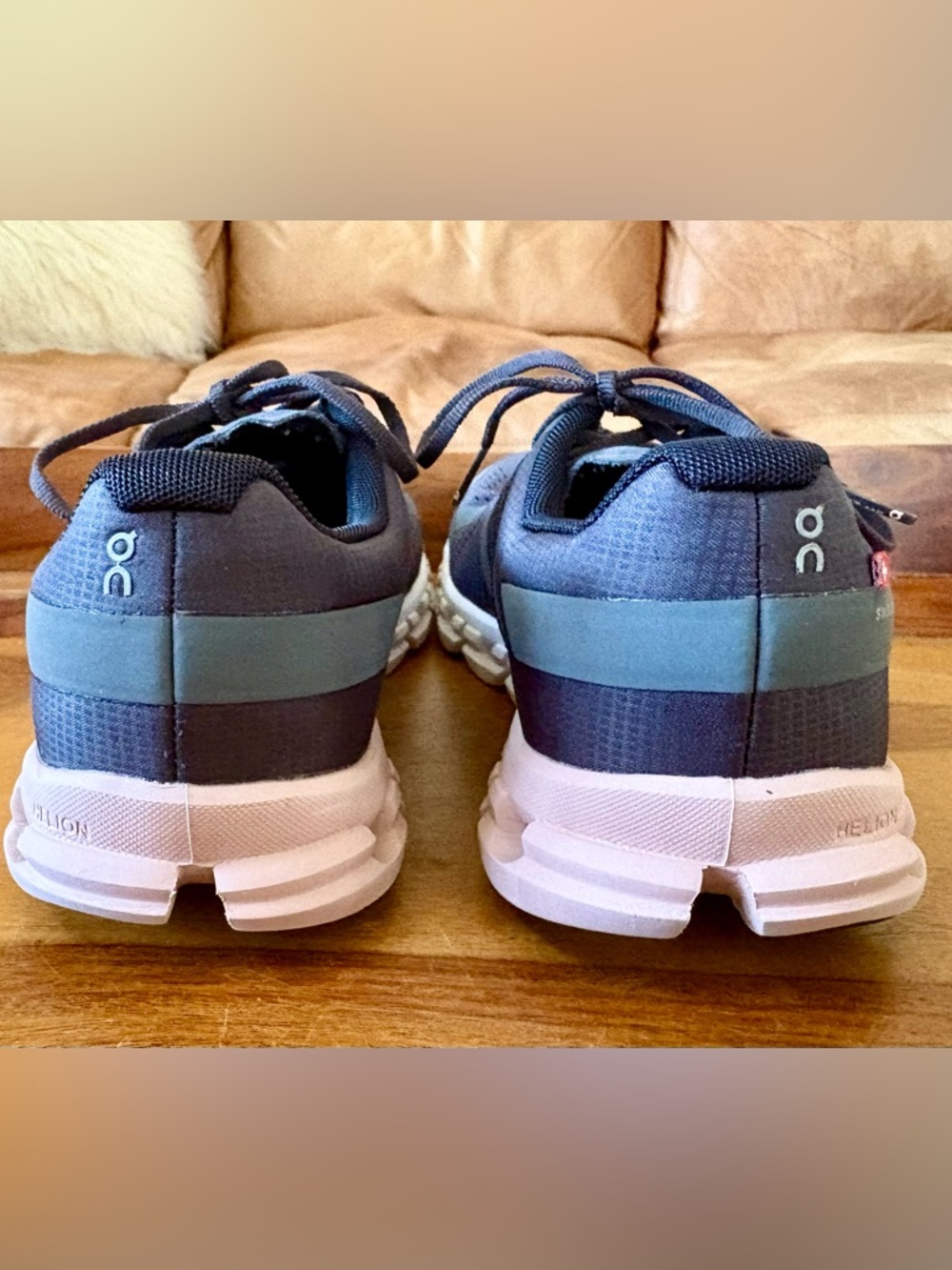 ON CLOUD 3.0 Rock Rose Running Shoes - Picture 4 of 8